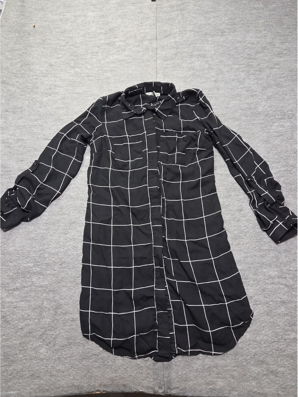 Charlotte Russe Women's Small Black White Windowpane Plaid Button Up Tunic Shirt